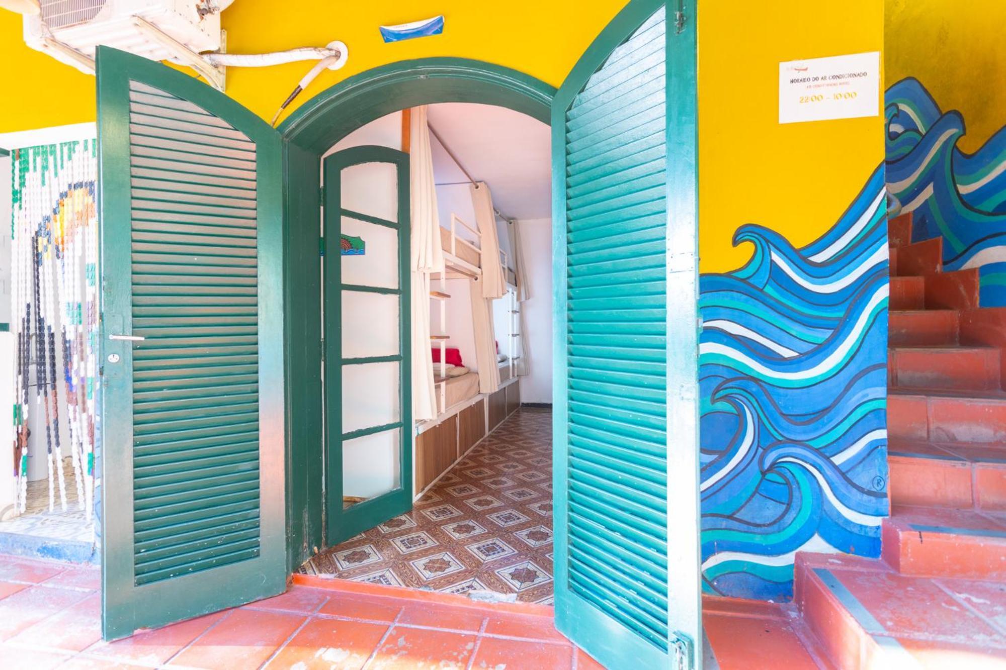Hostal Da *